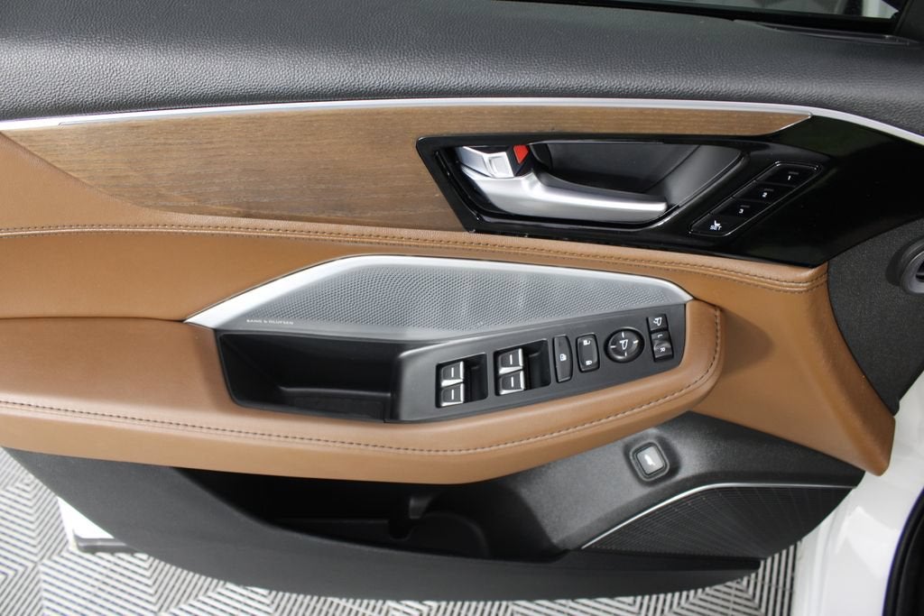 2025 Acura MDX w/Advance Package